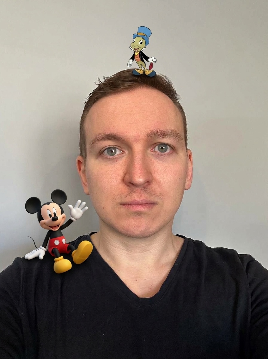 Мужчина в образе героя Disney